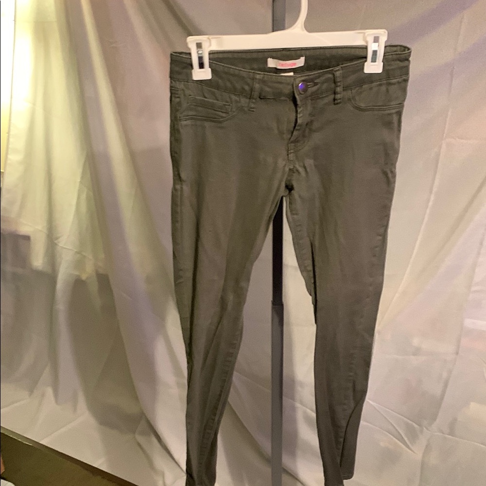 Refuge Olive Green Leggings